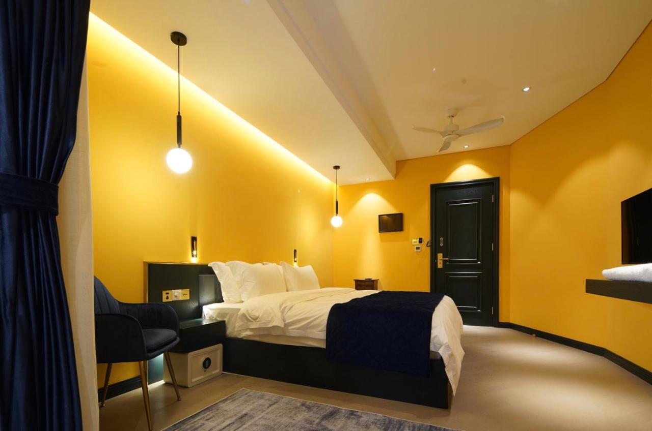 Moon And Chalice Boutique Hotel Kunming Dış mekan fotoğraf