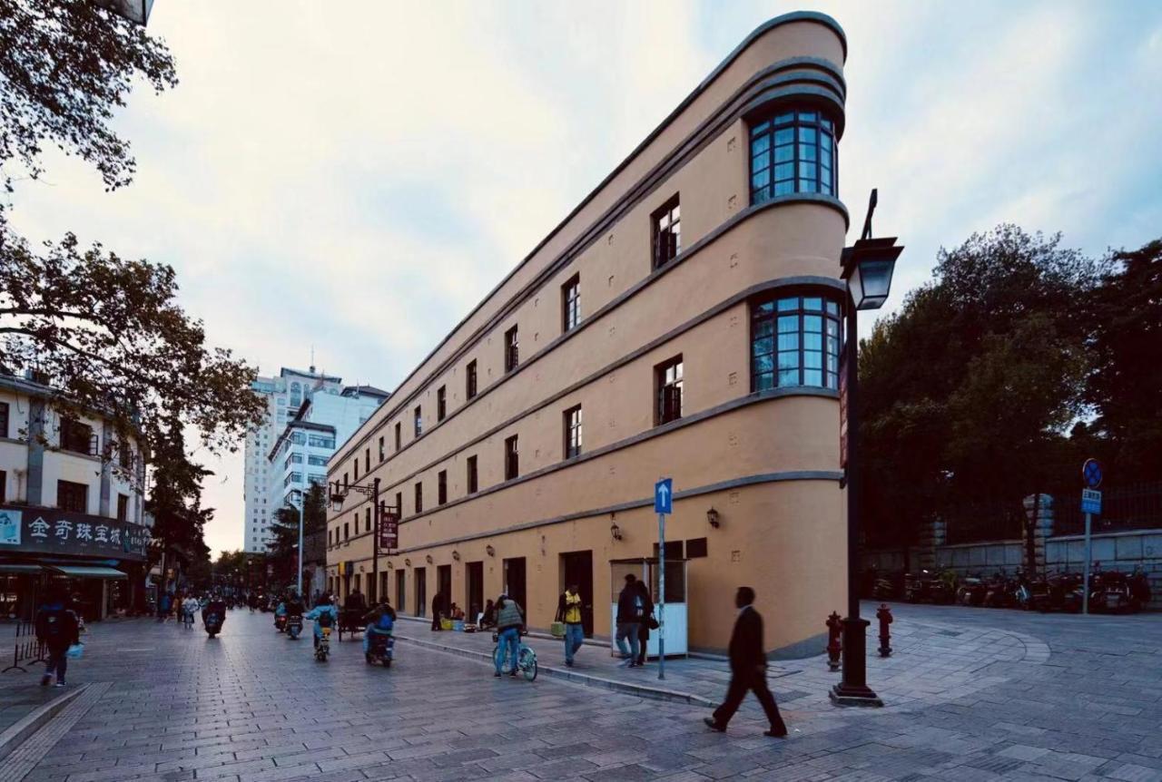 Moon And Chalice Boutique Hotel Kunming Dış mekan fotoğraf