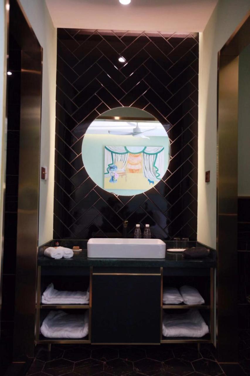 Moon And Chalice Boutique Hotel Kunming Dış mekan fotoğraf